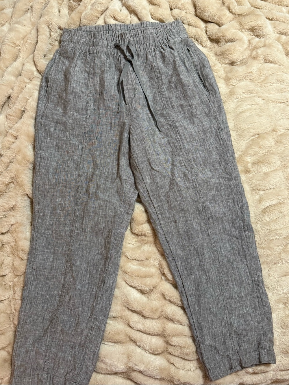 Athleta Women’s Gray Drawstring Linen Joggers